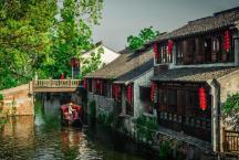 毁灭战士4